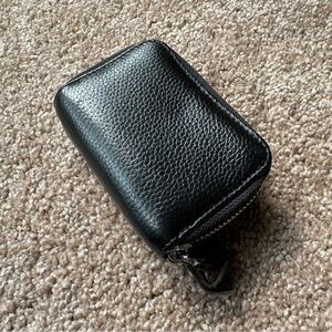 🖤5/$20 Black Leather Zip Accordion Wallet